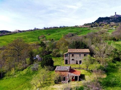 Casa in vendita in Radicofani, Italia
