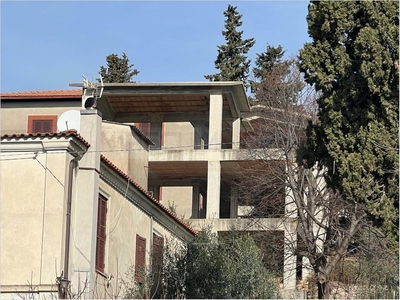 Casa singola in Via Delle Cese in zona Montegrottone a Fara in Sabina