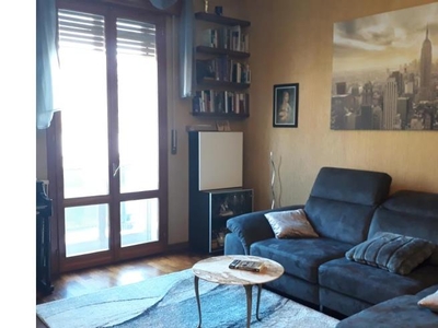 Appartamento in vendita a Bologna, Zona Centro Storico