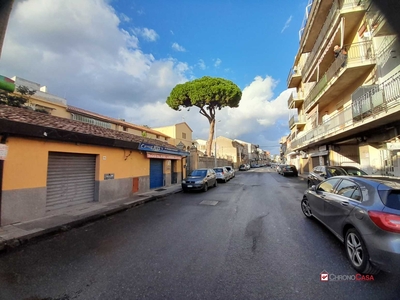 Locale commerciale in Affitto a Messina VIA NAZIONALE