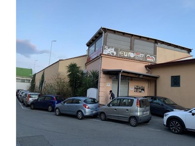 Altro in affitto a Sant'Anastasia, Via Pomigliano 6