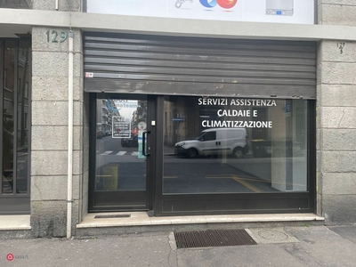 Negozio/Locale commerciale in Affitto in Via FREJUS 129 a Torino
