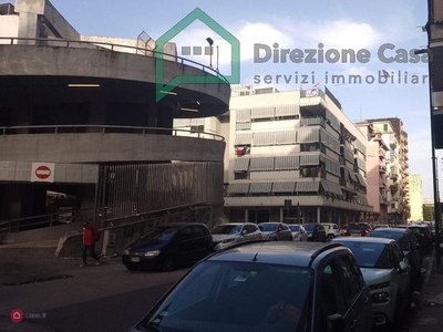 Negozio/Locale commerciale in Affitto in Via Geronimo Carafa 16 a Napoli