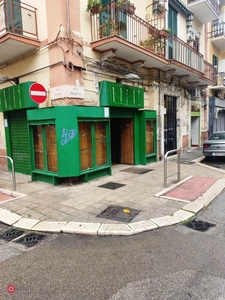 Negozio/Locale commerciale in Affitto in Via Pasubio 105 a Bari
