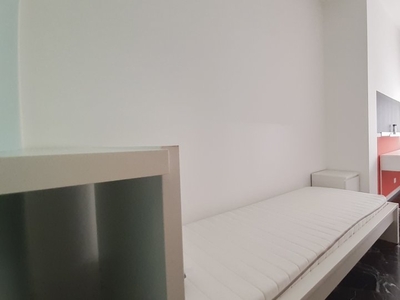Stanza in affitto in appartamento con 5 camere da letto nel Quadrilatero, Torino
