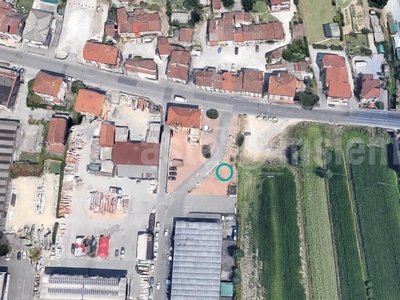 Terreno Industriale in vendita a Lucca