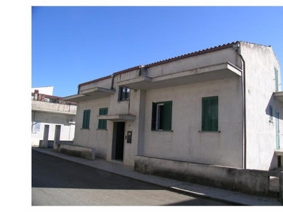Casa indipendente in vendita a Pisticci, Frazione Tinchi