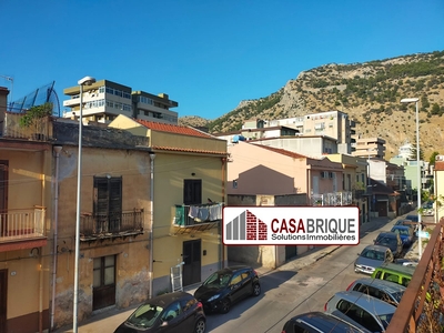 Trilocale in vendita, Palermo pallavicino