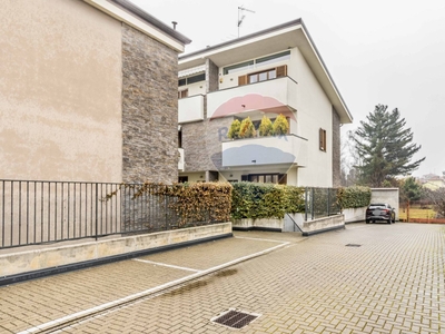 Vendita Villa a Schiera Via Rossini, Busto Arsizio