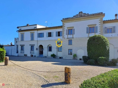 Villa in Affitto in a Firenze
