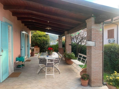 Villa in vendita a Formia