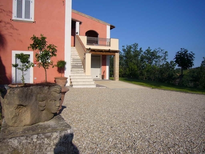 Villa singola in Villa pagani, Ascoli Piceno, 8 locali, 3 bagni