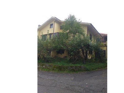 Casa indipendente in vendita a Marzi, Via Mauro Serafino 27