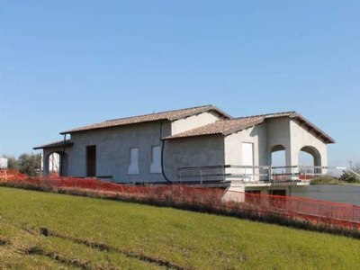 Villa Singola in Vendita ad Castiglione del Lago