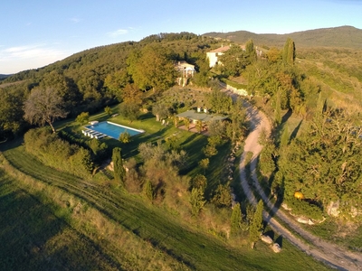 Amazing Country House In Sarteano
