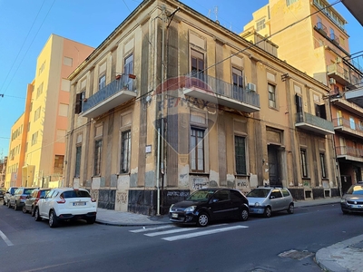 Appartamento di 140 mq a Catania