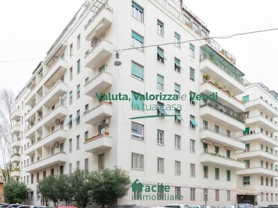 Prestigioso appartamento di 80 m² in affitto Via Vigliena, 10, 00192 Roma RM, Italia, Roma, Lazio