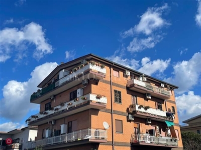 Appartamento in Vendita in Via Paolo Orsi a Roma