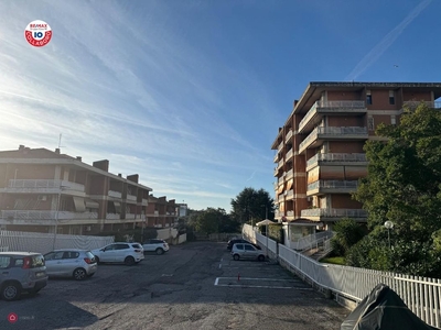 Appartamento in Vendita in Via Raimondo D'Aronco a Roma