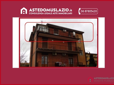 Appartamento in Via Mazzarrone, Zona Borghesiana