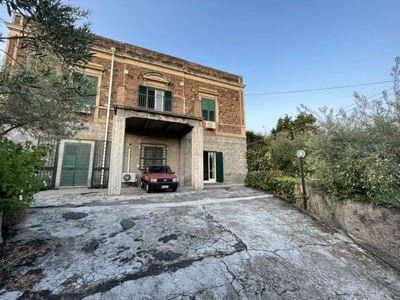Appartamento indipendente in affitto a Catania Circonvallazione