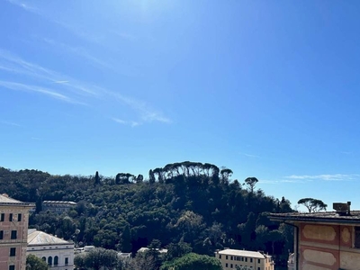 CAMOGLI - zona centrale vendiamo appartamento con balcone