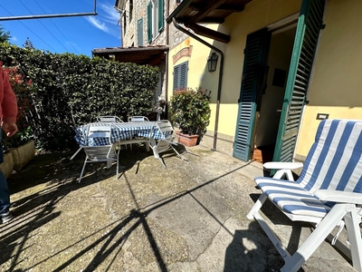 Casa indipendente con giardino, Lucca san pietro a vico