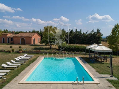 Casale In Vendita A Castiglione Del Lago, Sanfatucchio