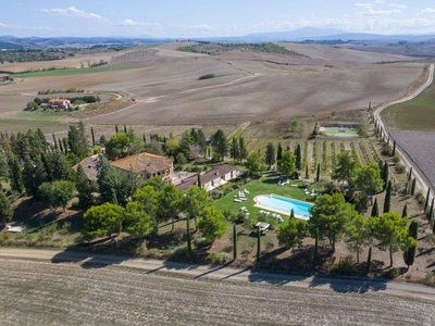 Casale San Giorgio With Pool, Vineyard And Paddock Near Siena Tuscany