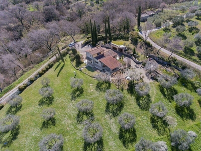 Charming Stone Farmhouse In Val D’orcia