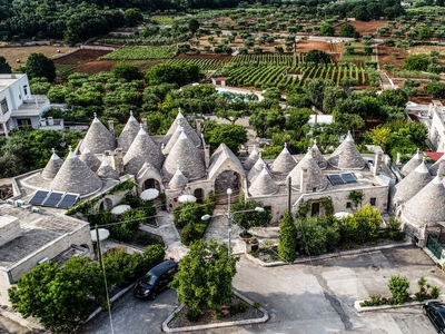 Cozy Little Hamlet In The Picturesque Countryside Of Locorotondo