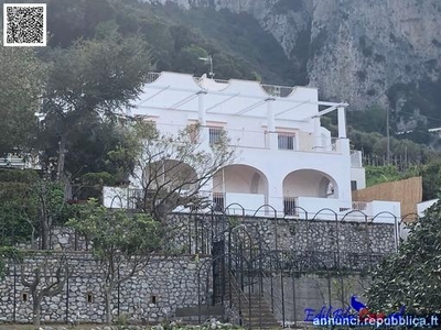 Elegante Villa a Capri con Vista