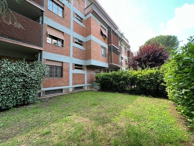 For Sale: Spacious 6-Room Apartment with Garden in Florence, Tuscany