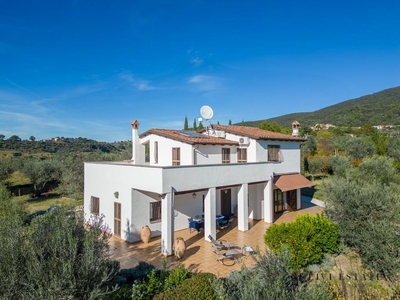 Newly Built Farmhouse With View, Pool And Olive Grove