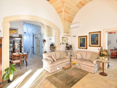 Prestigioso complesso residenziale in vendita Via Lizzanello, Lizzanello, Provincia di Lecce, Puglia