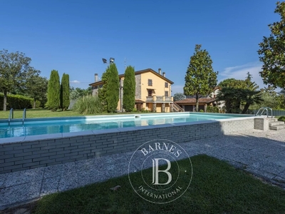 Prestigious Residence In Tuscany