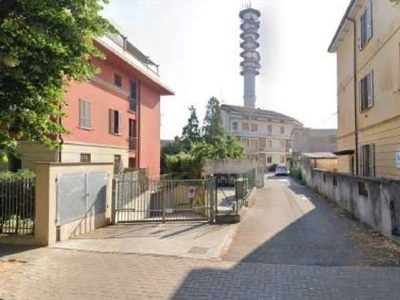 Stabile / Palazzo a Piacenza