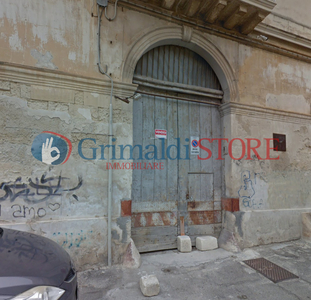 Stabile/Palazzo da ristrutturare in via marino brancaccio 24, Lecce
