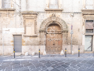 Stabile / Palazzo in vendita a Brindisi - Zona: Centro