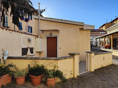 Terratetto in vendita a Livorno