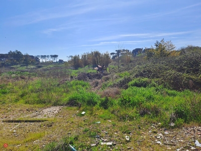 Terreno edificabile in Vendita in Via Trotula de Ruggiero 140 a Roma