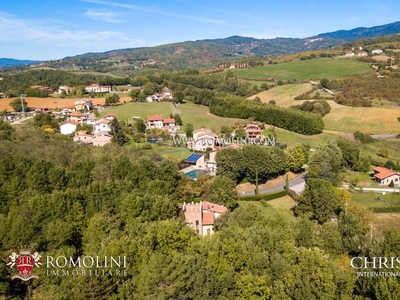 Tuscany Modern Villa For Sale In Arezzo