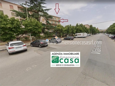 VENDITA :Appartamento mq 139 vani 8 e terrazzo mq 55, al piano Quinto senza ascensore in Via Senatore D'Antona no 3, a Caltanissetta, zona centrale. OTTIMO AFFARE - PREZZO TRATTABILE.