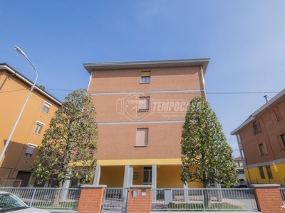 Vendita Appartamento Strada Lesignana, 11, Modena