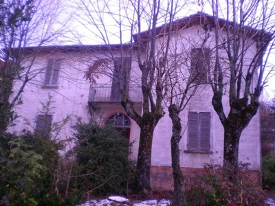 Vendita Villa, in zona ROCCA DI ROFFENO, CASTEL D'AIANO