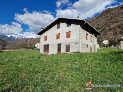 Villa in vendita a Capo di Ponte