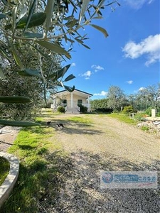 Villa in vendita a Corato Zona Via Ruvo