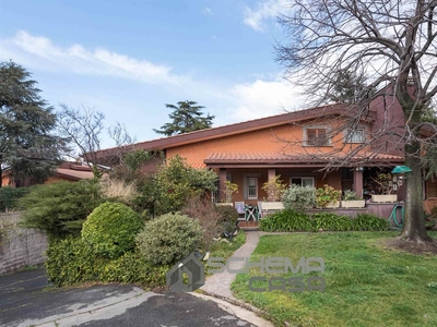 Villa in vendita a Roma Morena