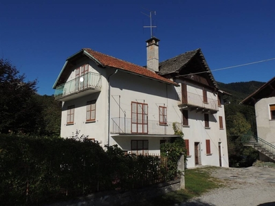 Casa singola in vendita a Santa Maria Maggiore Verbania Crana