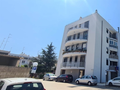 Appartamento in vendita a Bari Palese